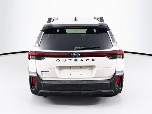 Crystal White Pearl 2026 Subaru Outback Premium