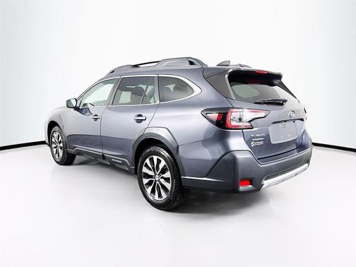 Magnetite Gray Metallic 2023 Subaru Outback Limited
