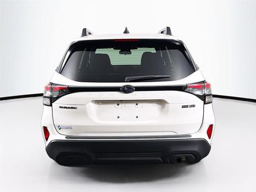 Crystal White Pearl 2026 Subaru Forester Hybrid Premium