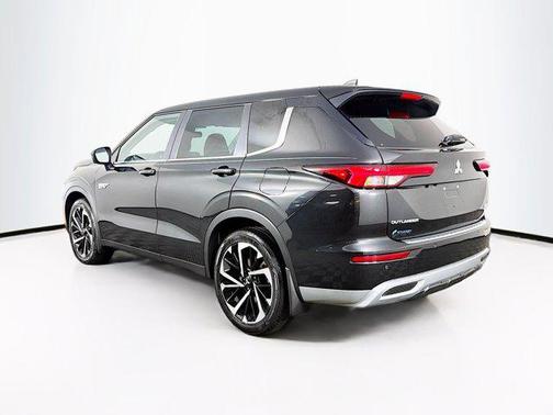 2023 Mitsubishi Outlander PHEV SE S-AWC