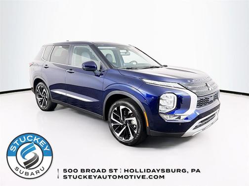 Cosmic Blue Metallic 2024 Mitsubishi Outlander SE S-AWC
