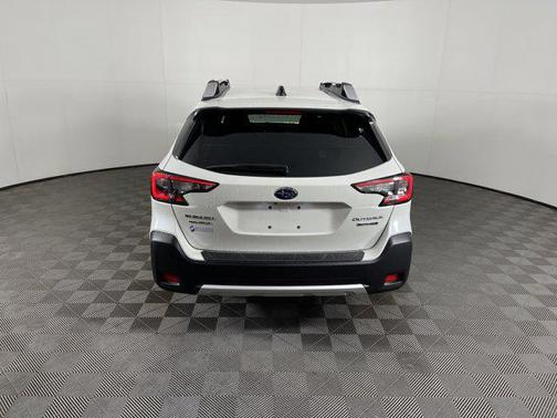 2025 Subaru Outback Touring