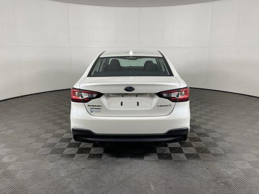 2022 Subaru Legacy Base