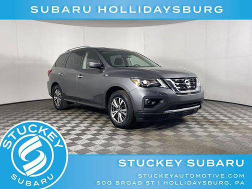 2019 Nissan Pathfinder SV
