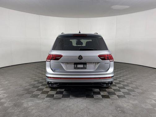 2023 Volkswagen Tiguan 2.0T SE R-Line Black 4MOTION