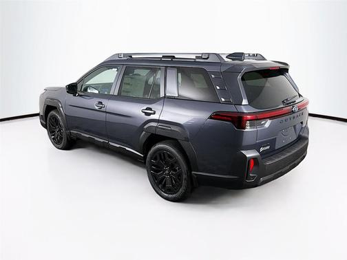 Magnetite Gray Metallic 2026 Subaru Outback Limited XT