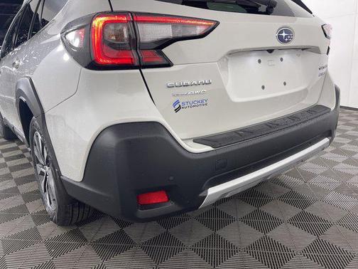 2025 Subaru Outback Touring