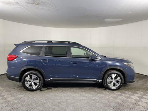 2024 Subaru Ascent Premium 8-Passenger