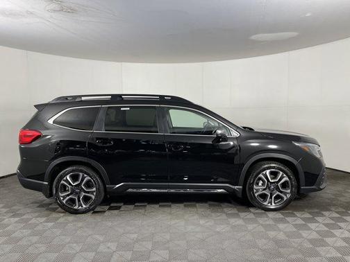 2023 Subaru Ascent Limited 8-Passenger