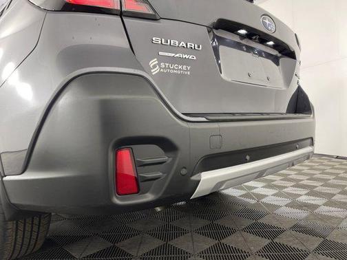 2022 Subaru Outback Limited XT