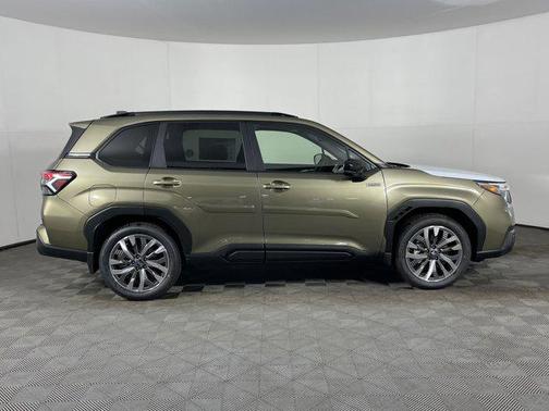 2025 Subaru Forester Hybrid Touring