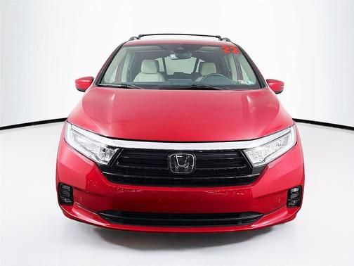 Radiant Red Metallic II 2022 Honda Odyssey Touring