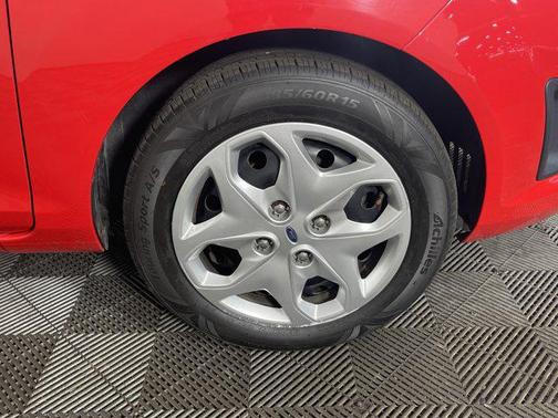 2013 Ford Fiesta SE