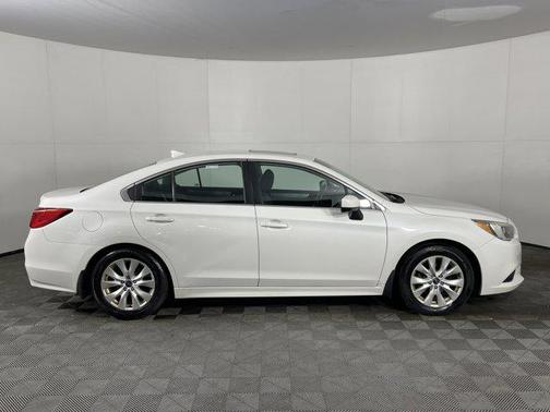 2016 Subaru Legacy Premium