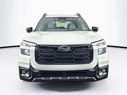 Crystal White Pearl 2026 Subaru Outback Premium