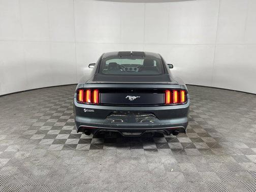 2016 Ford Mustang EcoBoost Premium