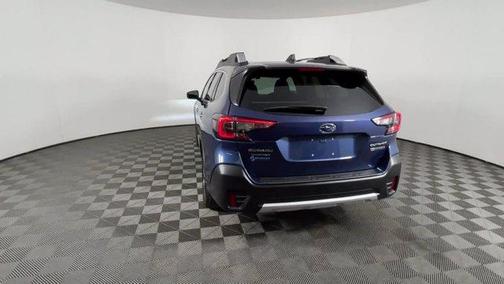 Photo 5 of 28 of 2021 Subaru Outback Touring XT