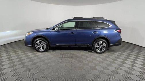 Photo 3 of 28 of 2021 Subaru Outback Touring XT