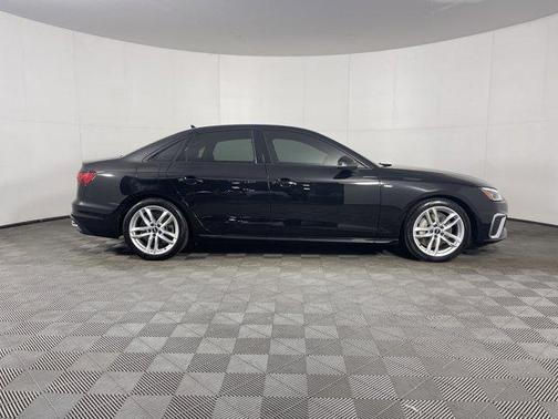 2022 Audi A4 45 S line Premium Plus