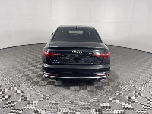 2022 Audi A4 45 S line Premium Plus
