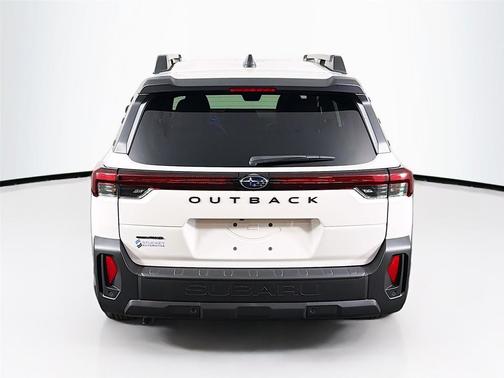 Crystal White Pearl 2026 Subaru Outback Touring