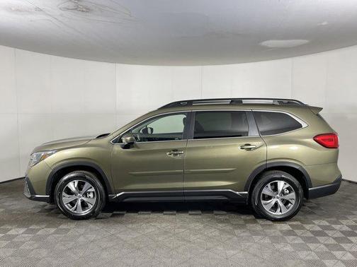 2025 Subaru Ascent Premium 7-Passenger
