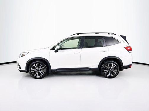 Crystal White Pearl 2024 Subaru Forester Limited