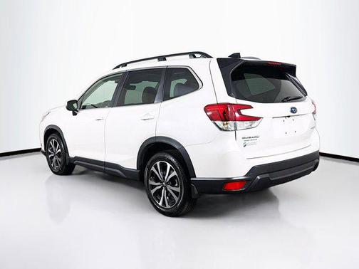Crystal White Pearl 2024 Subaru Forester Limited