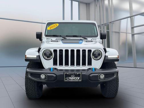 Bright White Clearcoat 2023 Jeep Wrangler 4xe Rubicon