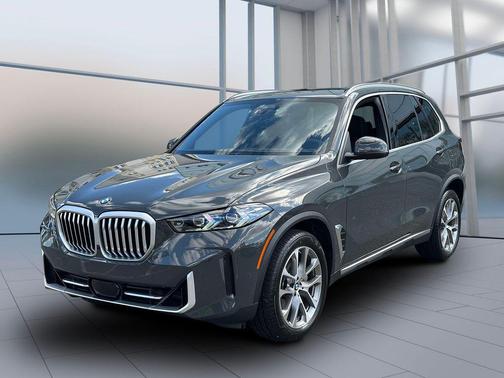 Grey 2026 BMW X5 xDrive40i