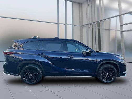 2024 Toyota Highlander XSE