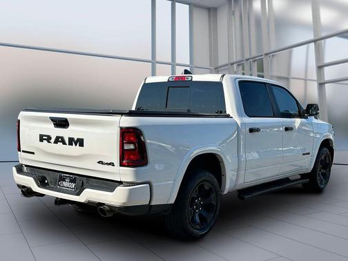 Bright White Clearcoat 2025 RAM 1500 Big Horn/Lone Star