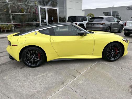 Yellow Pearl 2024 Nissan Z Performance Auto