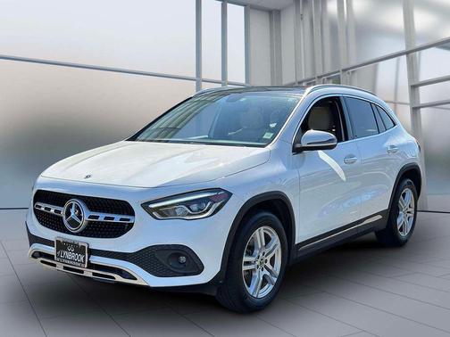 Digital White Metallic 2022 Mercedes-Benz GLA 250 4MATIC