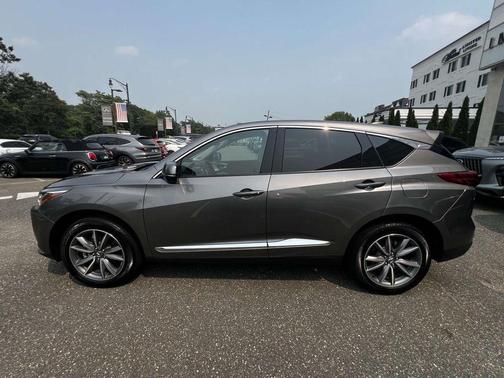 Lunar Silver Metallic 2024 Acura RDX Technology Package