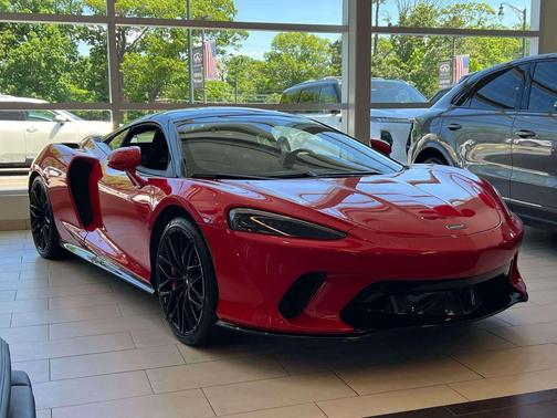 Vermillion Red 2023 McLaren GT Base