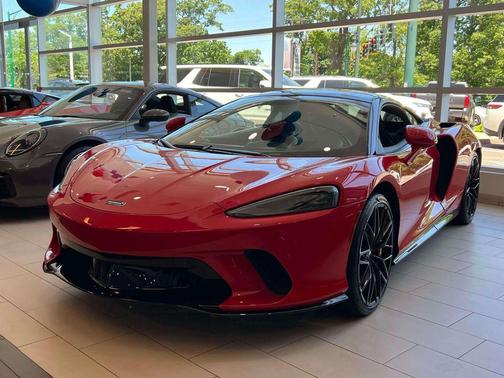 Vermillion Red 2023 McLaren GT Base
