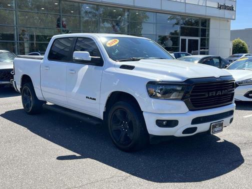 Bright White Clearcoat 2020 RAM 1500 Big Horn/Lone Star