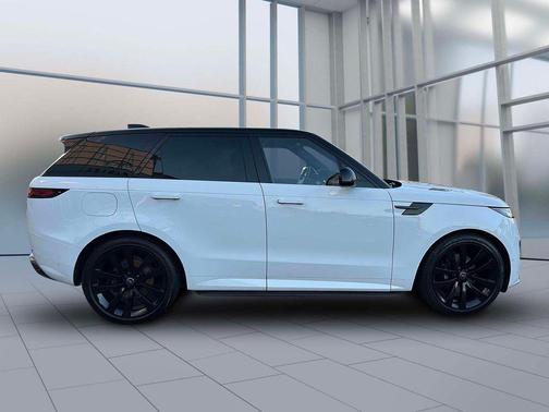 2023 Land Rover Range Rover Sport SE