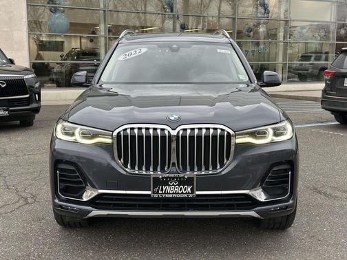 2022 BMW X7 xDrive40i