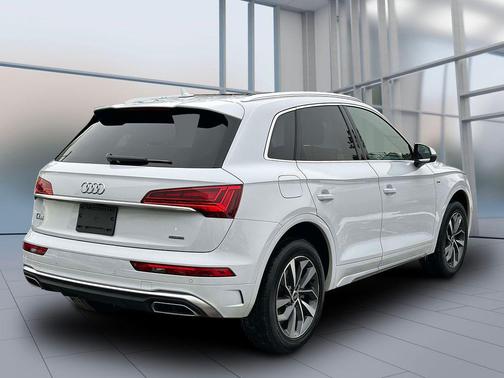 2023 Audi Q5 45 S line Premium Plus