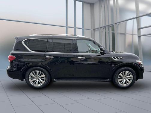 Black Obsidian 2017 INFINITI QX80 Base