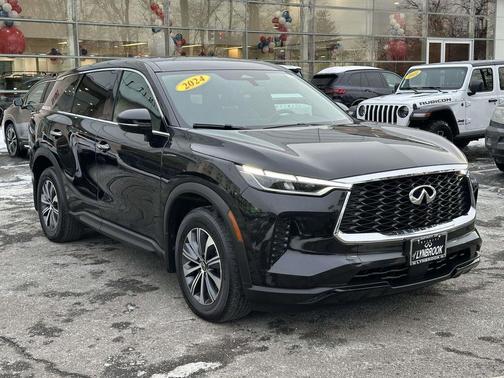 2024 INFINITI QX60 Pure
