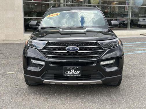 Black 2020 Ford Explorer XLT