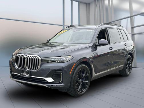 Gray Metallic 2021 BMW X7 xDrive40i
