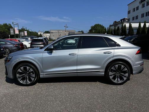 Satellite Silver Metallic 2025 Audi Q8 55 Premium