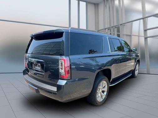Sky 2020 GMC Yukon XL SLT