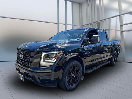 Super Black 2024 Nissan Titan SV