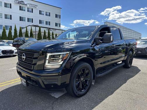 Super Black 2024 Nissan Titan SV