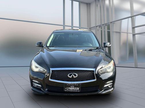 2015 INFINITI Q50 Premium